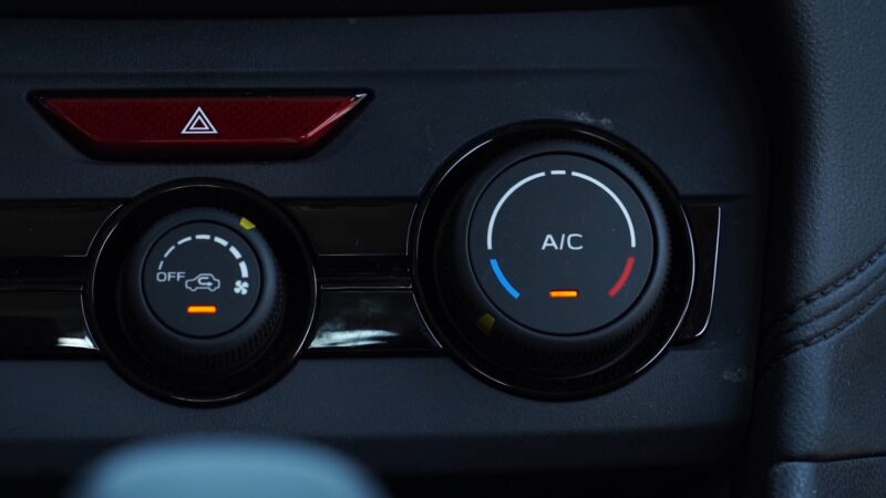 AC button car